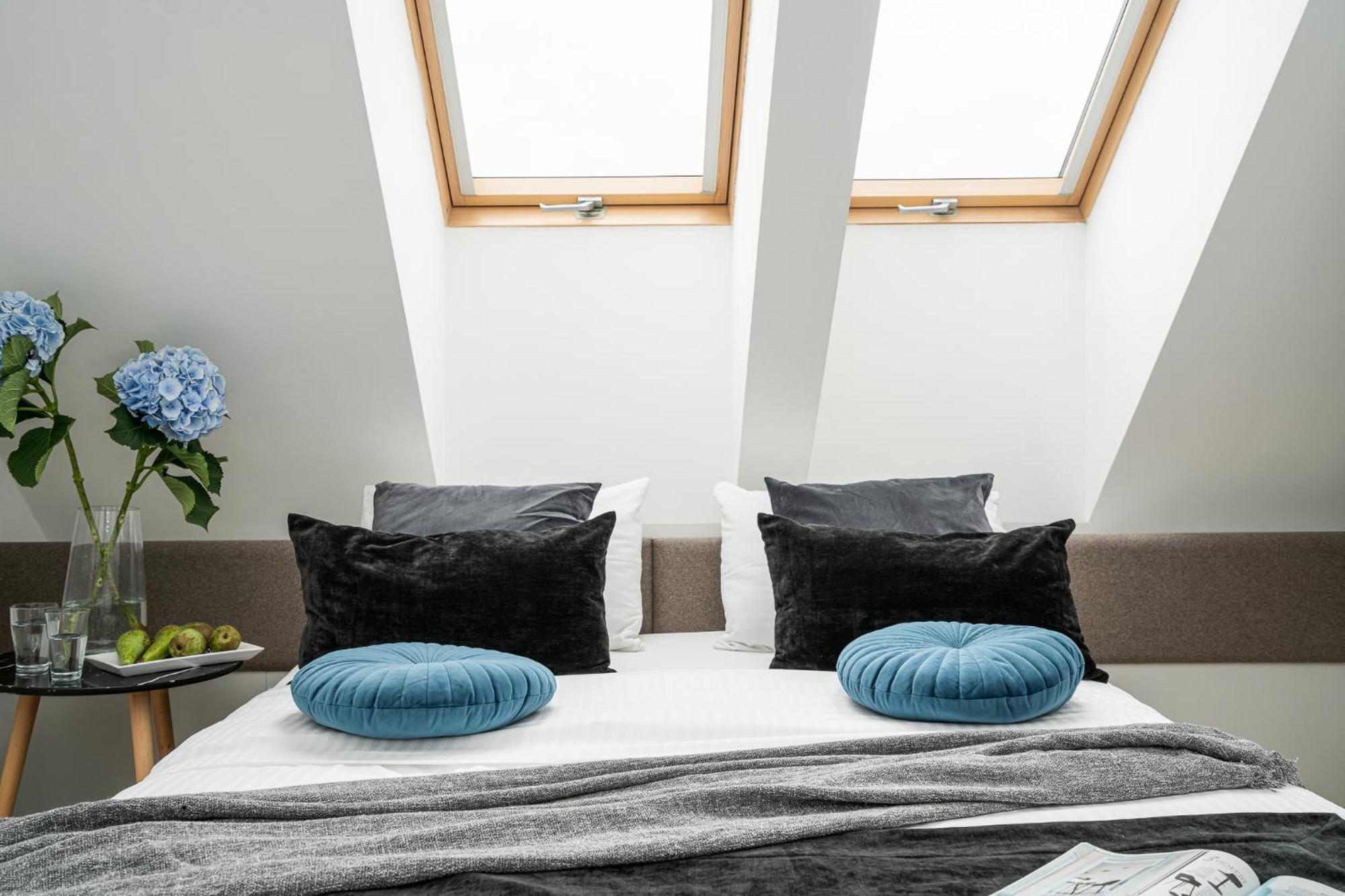 Absyntapartments 24 Rynek Wrocław Kamer foto